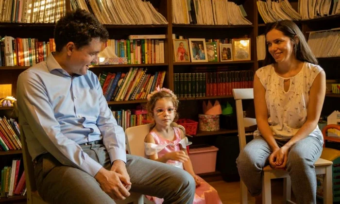 2 sotia lui nicusor dan 7 jpg jpeg