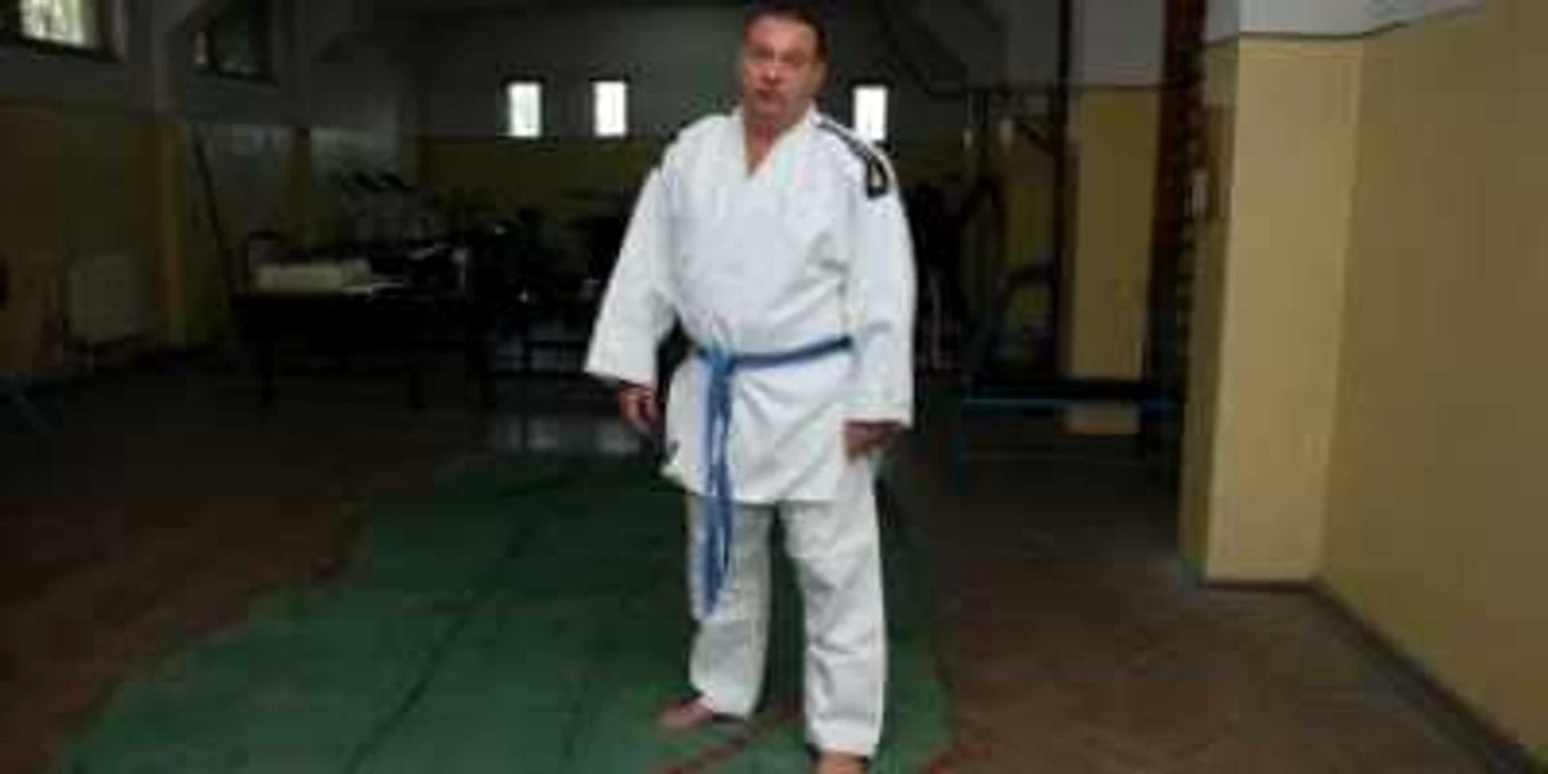 Brăila: Jan Costea - Omul care-i antrenează pe poliţişti