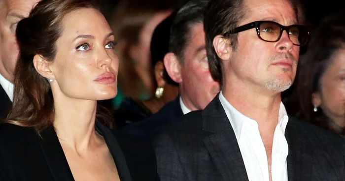 Angelina Jolie are o
relaţie de aproape zece ani cu Brad Pitt, pe care l-a cunoscut pe
platoul de filmare al peliculei „Domnul şi doamna Smith“ FOTO
Hepta