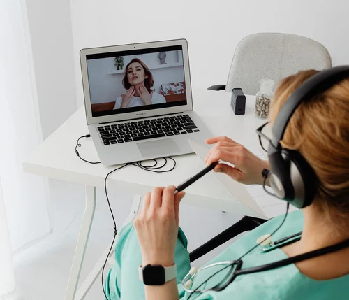 Telemedicina ar scădea costurile și ar îmbunătăți accesul pacienților FOTO: Pixabay