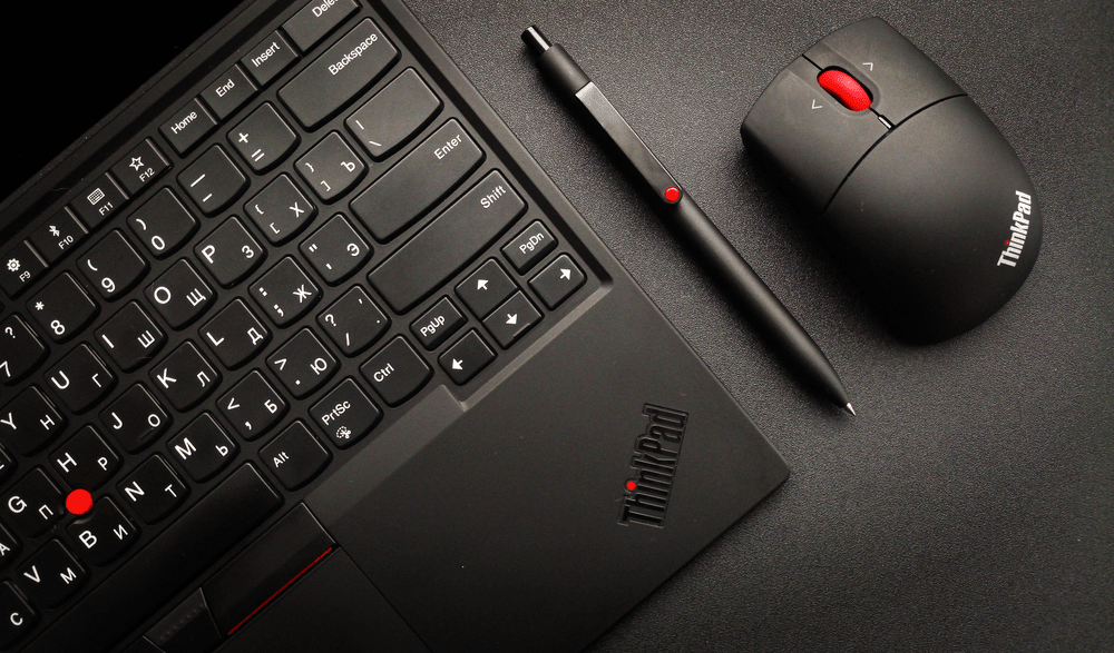 Lenovo anunță noile dispozitive și tehnologii pentru educație - Lenovo Edu