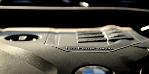 Test drive BMW 330i AT8