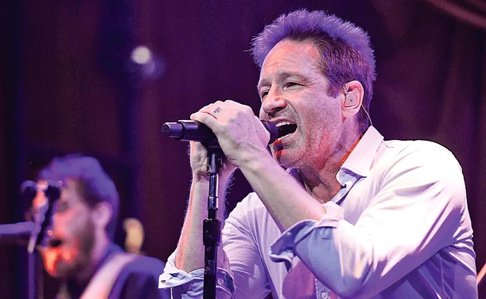 
    David Duchovny  va cânta la  Bucureşti pe  10 februarie 2019   