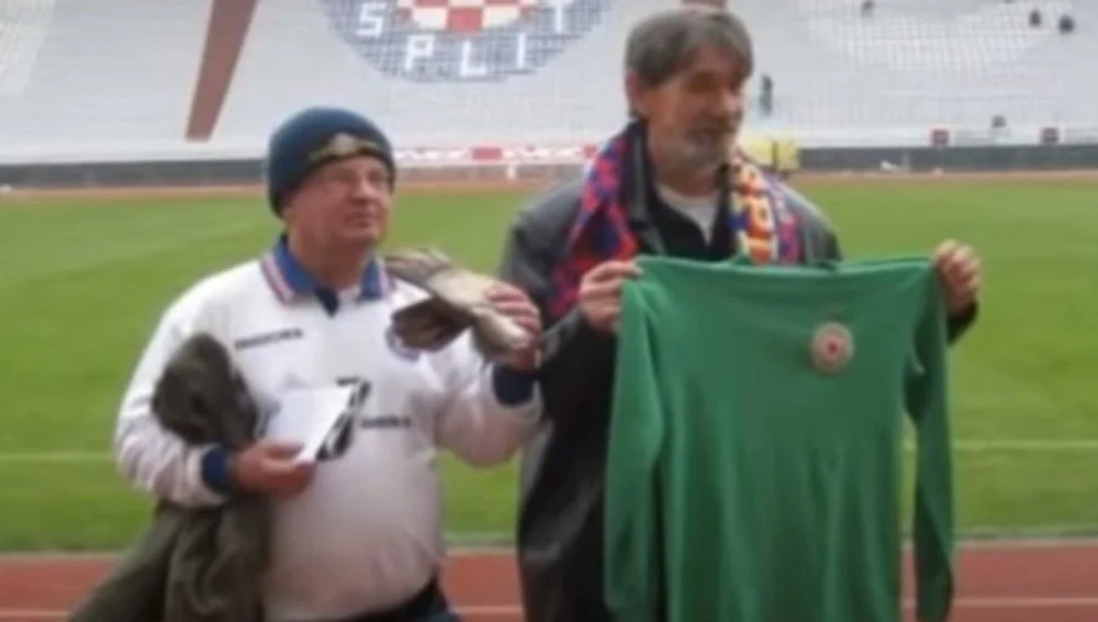 Printre cei mai buni 5 portari din Europa, acum se chinuie să pună mâncare pe masa familiei. „Mor de foame. Trăim 3 oameni cu 140 de euro lunar”