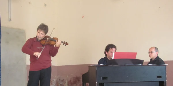 vioara lui enescu la slimnic 7