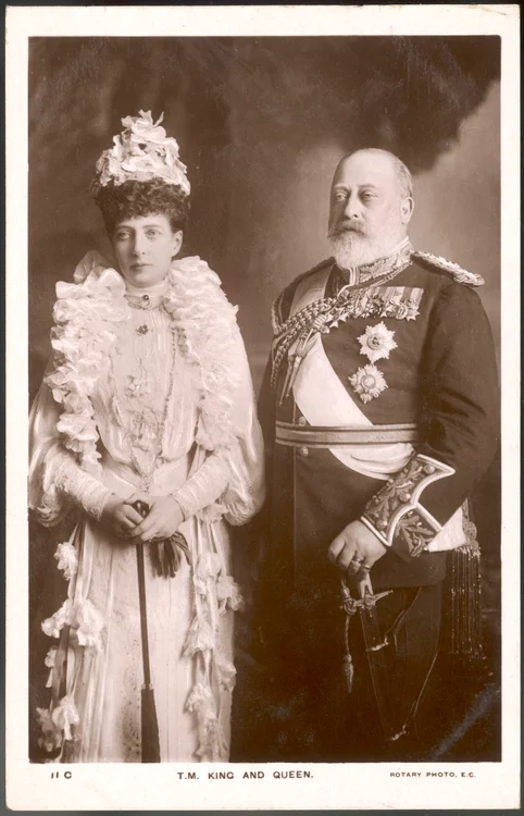 Regele Edward și Alexandra, soția sa