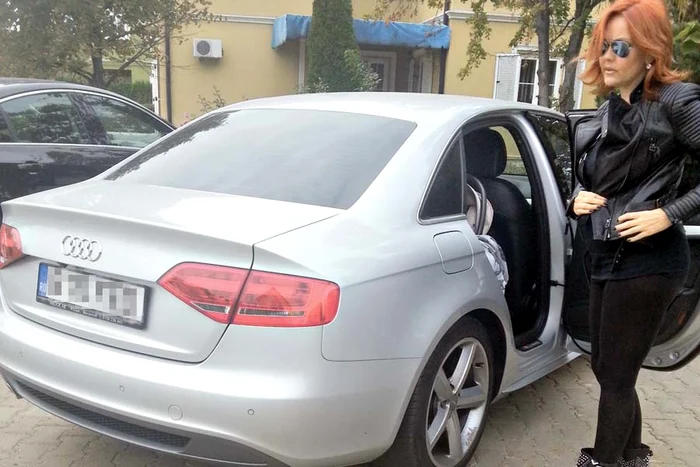 
    Artista şi-a luat un Audi la  mâna a doua, dar se declară  mulţumită de maşină,  pentru că e spaţioasă (FOTO: CLICK!)  