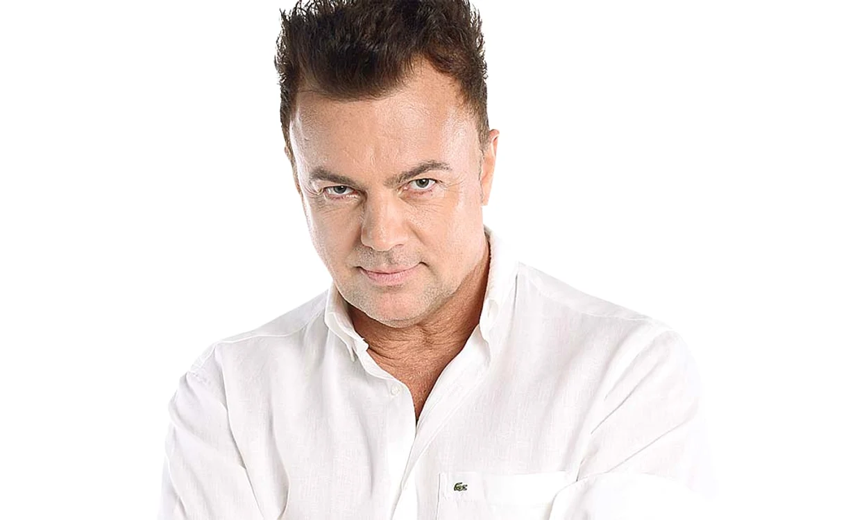 
    Adrian Enache  este asul din  mânecă al TVR  