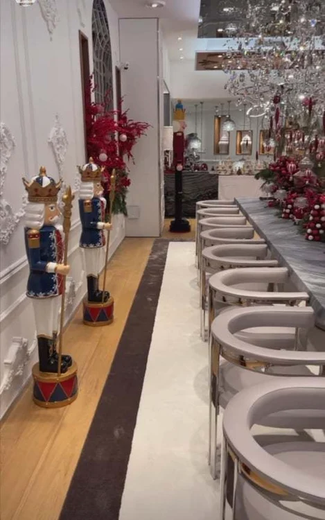 9 philipp plein si a decorat casa excentric de craciun 8 jpg jpeg