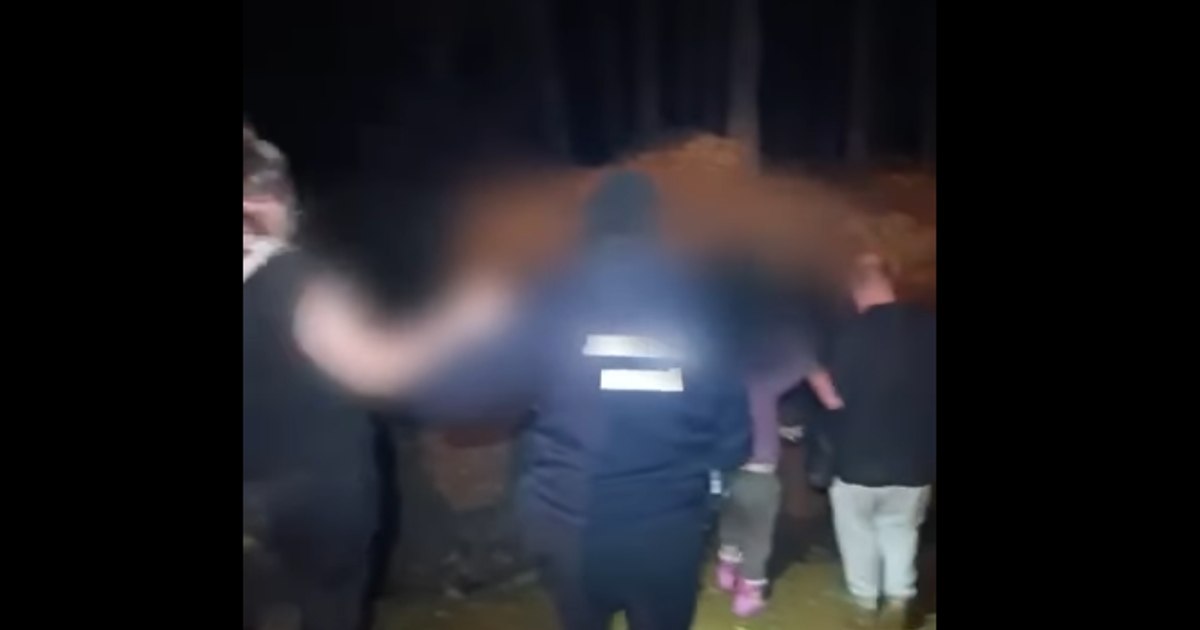 Doi copii olandezi și mama lor, salvați dintr-o zonă periculoasă de jandarmii montani