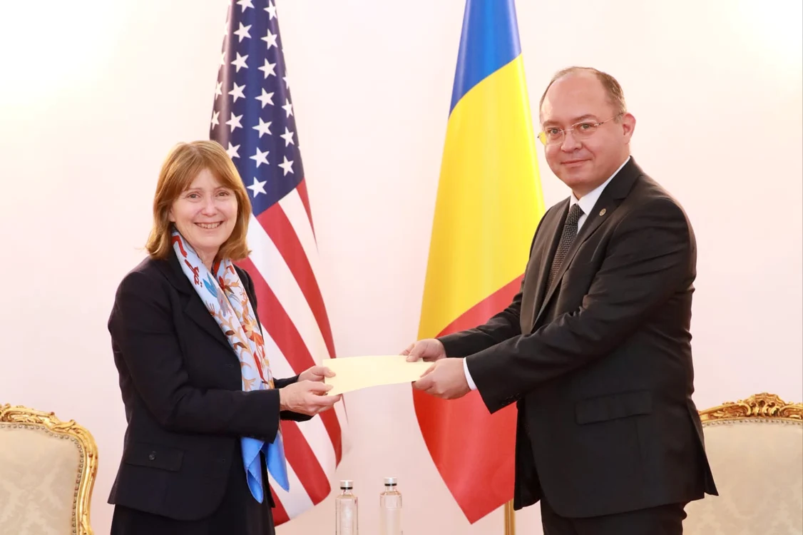 Kathleen Ann Kavalec, primită de ministrul de Externe, Bogdan Aurescu FOTO Facebook / MAE