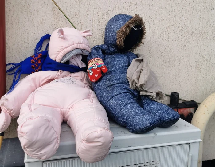 Păpuși de cârpă FOTO Facebook Poliția Locală Sector 6