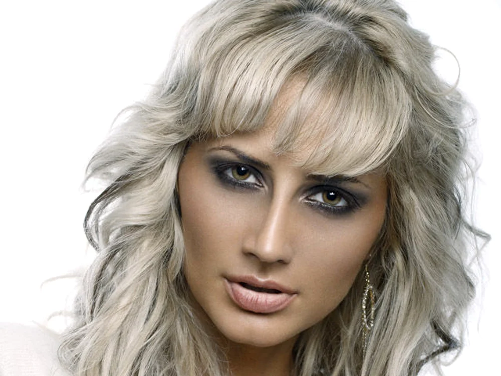 Julia Jianu