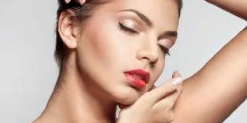 Culoarea părului tău joacă un rol foarte important în alegerea produselor de machiaj
