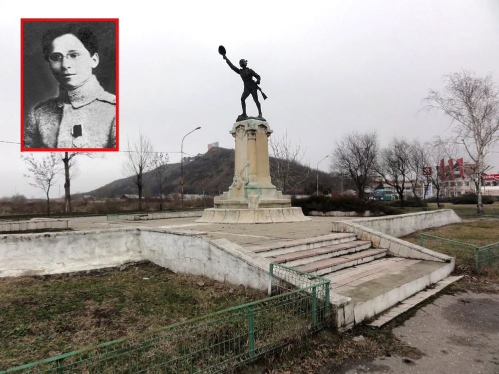 Statuia Ecaterinei Teodoroiu de la Slatina inaugurată în 1925   (FOTO: Mugurel Manea)