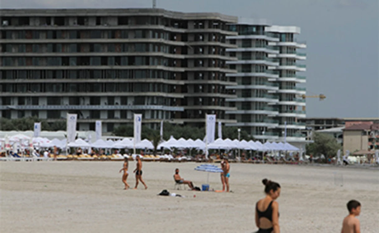 Aşa arată acum suprafaţa extinsă a plajei din Mamaia NordFoto: Ovidiu Oprea