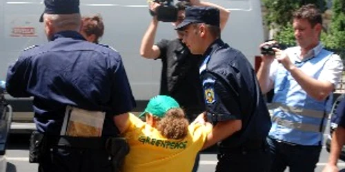 Protest Greenpeace împotriva energiei nucleare