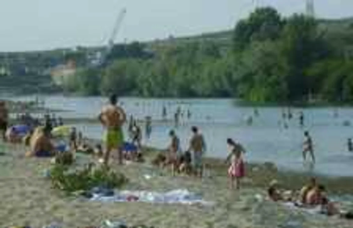 Doljenii au interzis la scăldat în Jiu