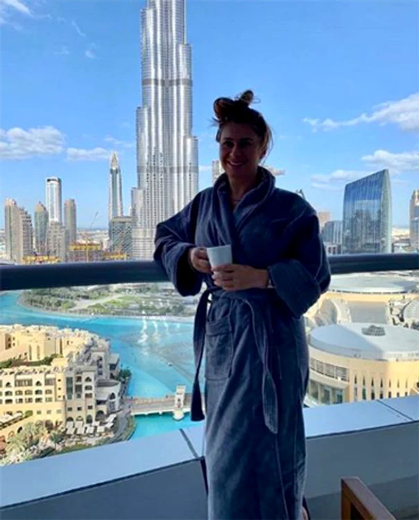 În Dubai are o altă proprietate