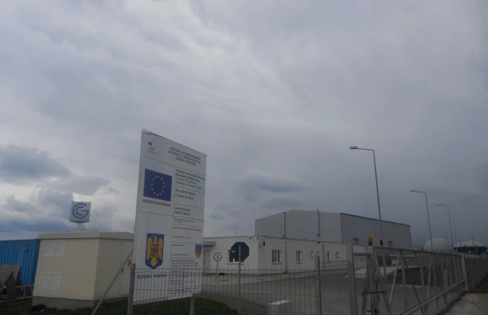 Groapa de gunoi de la Moara este finalizată, însă stă neutilizată de un an de zile. FOTO: Dănuţ Zuzeac