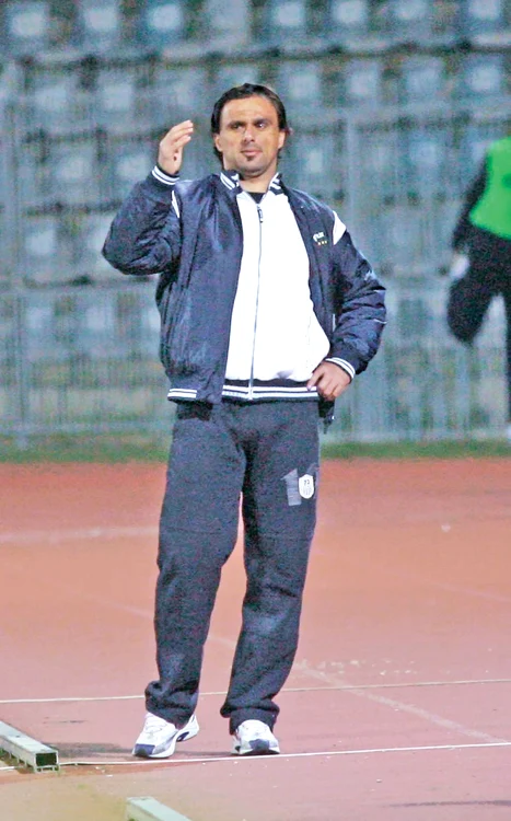 Ultima dată, Basarab Panduru a condus o echipă ca antrenor în 2007, pe Progresul