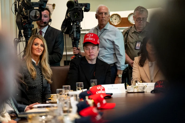 Elon Musk la o ședință a cabinetului de la Casa Albă pe 30 aprilie FOTO Profimedia