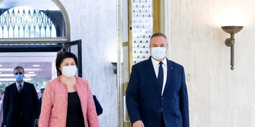 Natalia Gavrilita si Nicolae Ciuca FOYO Guvernul României