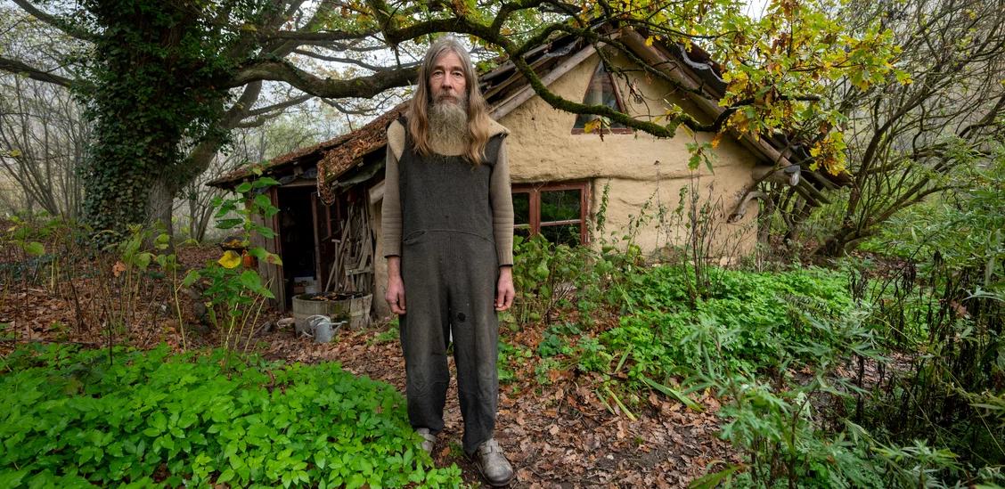Friedmunt Sonnemann locuiește într-o pădure din Longkamp (foto: AFP)