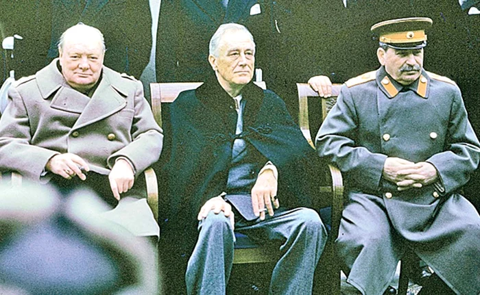 Churchill, Roosevelt şi Stalin la întâlnirea de la YaltaFoto: profimedia