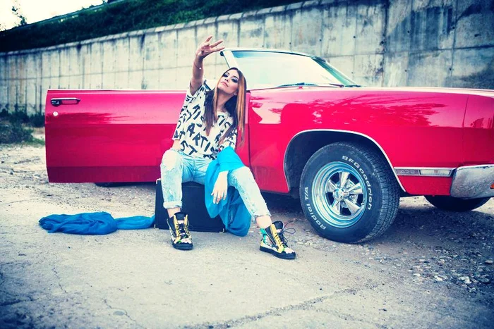 
    Betty Blue a lansat clipul piesei "Într-o secundă"FOTO Facebook  