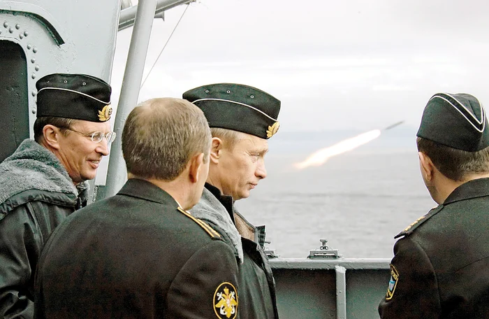 Vladimir Putin a declarat că Rusia nu vrea război, dar nu va accepta împiedicarea dezvoltării ţării sale