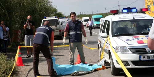 Echipajul de la Ambulanţă a constatat decesul fetiţei 