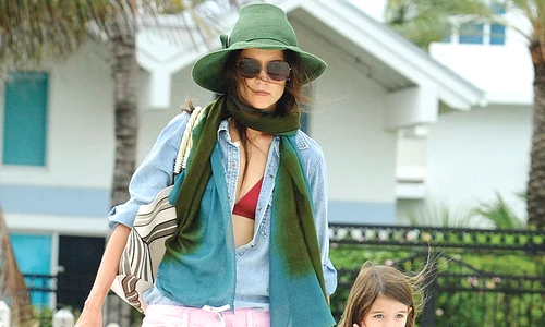 Locul 3  Suri Cruise jpeg