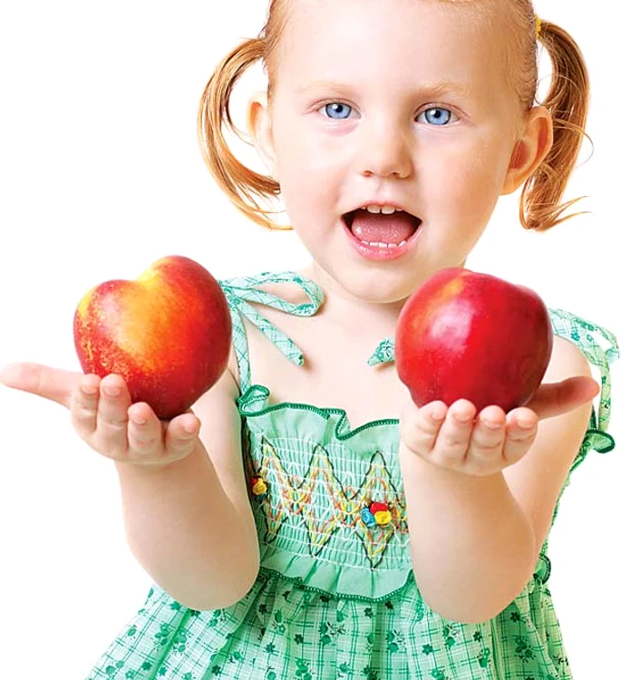 Persoanele care mănâncă regulat mere, şi mai ales copiii, pot suferi distrugeri ale dentine