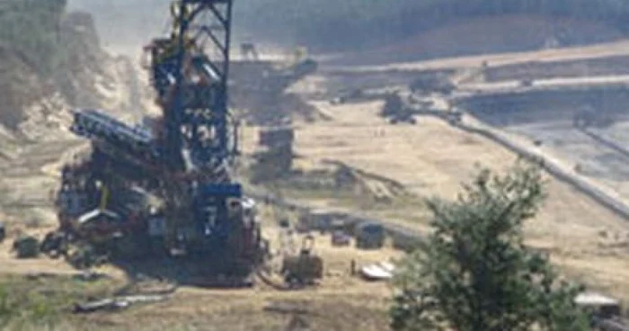 Minerul lucra la supravegherea unei benzi care transportă cărbune