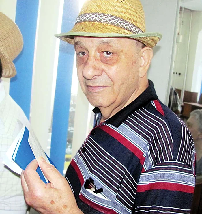 
    Ion Gănescu, 67 ani, pensionar  