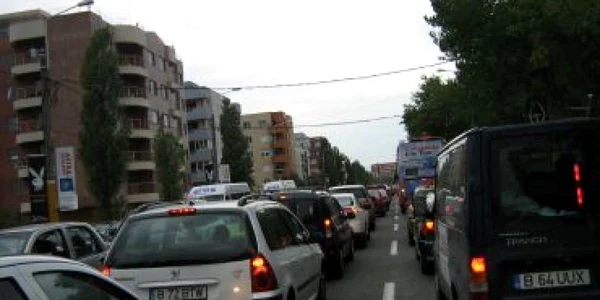 Constanta: Trafic blocat în staţiunea Mamaia