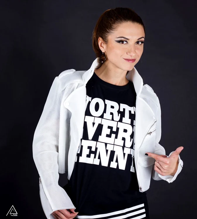 Un nou look pentru Dana Matei