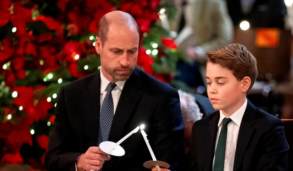 Prințul William și George GettyImages 2252545276 jpg