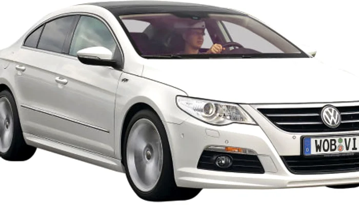 Preţul echipării R-Line pentru Volkswagen Passat CC-R începe de la 2.200 de euro