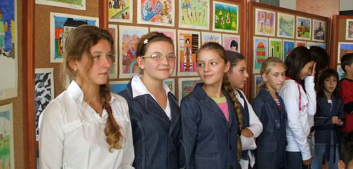 Elevii şcolii „Avram Iancu” 
