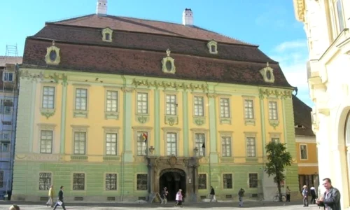 Expoziţie aniversară de timbre, la Muzeul Brukenthal din Sibiu jpeg