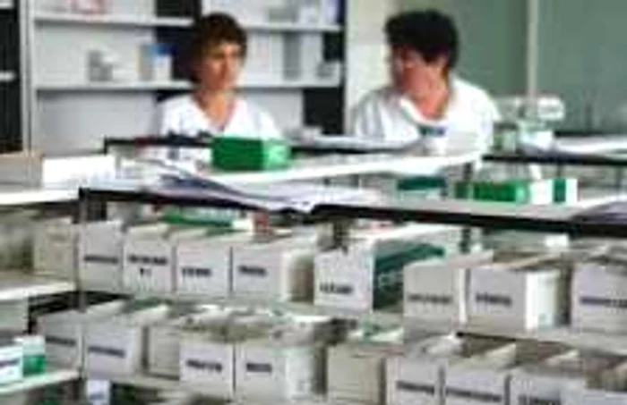 Mai puţin de 10% din medicamentele vândute în ţara noastră sunt de producţie autohtonă