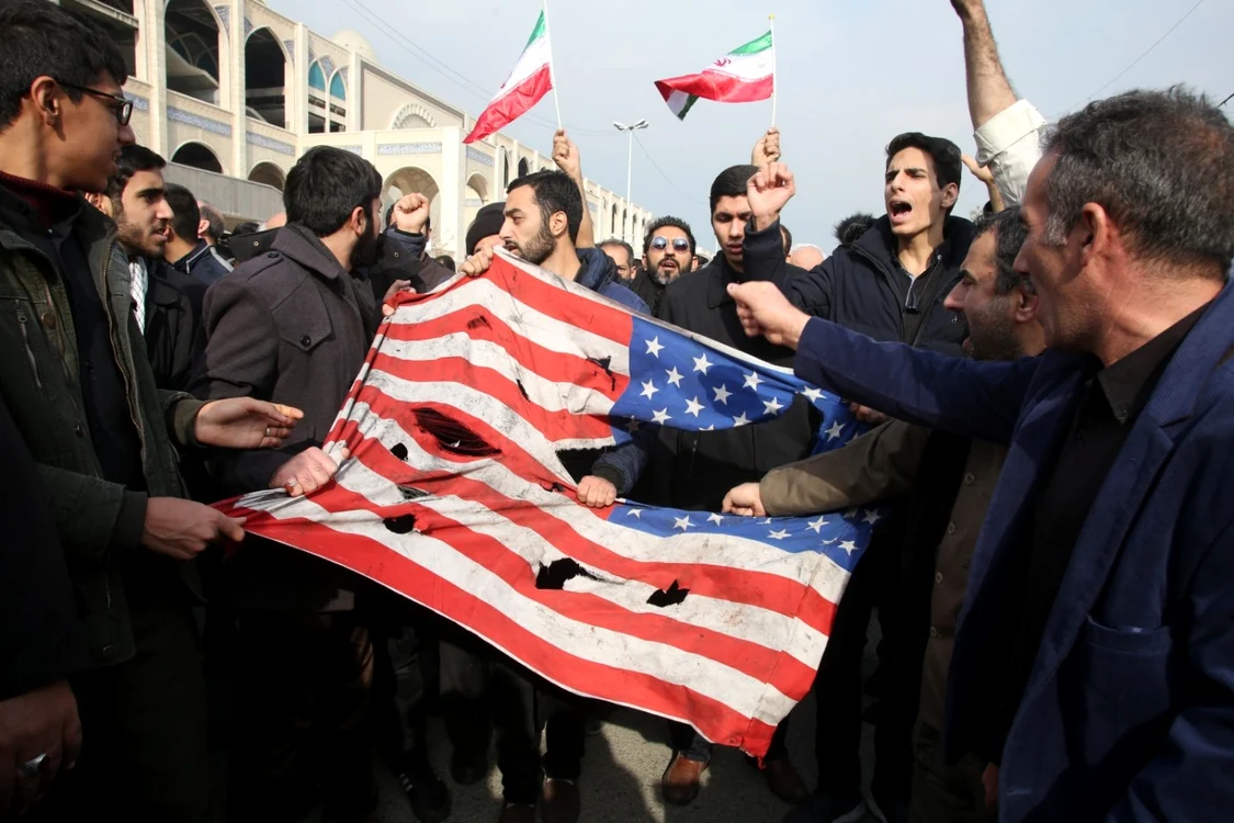 Proteste anti-americane la Bagdad FOTO AFP