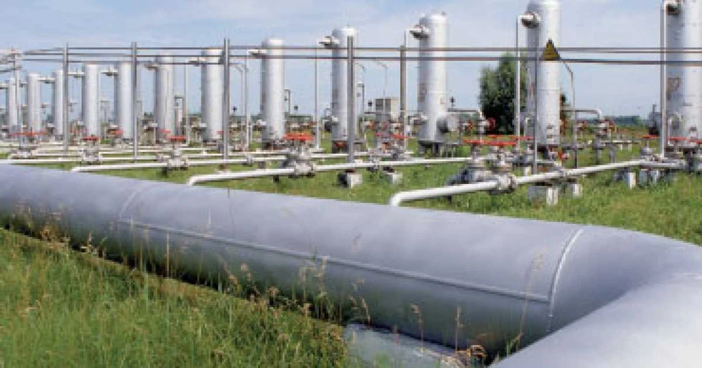 Comisia Europeană cere statelor membre să înceapă să facă stocuri de gaze pentru iarna viitoare