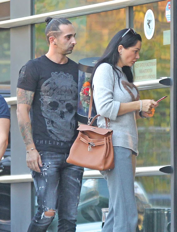 Brigitte s-a logodit cu târgovișteanul Corneliu Oană