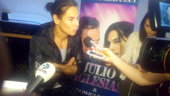 
    Julio Iglesias Jr. a rămas fascinat de frumuseţea româncelorFoto Roberto Sălceanu  
