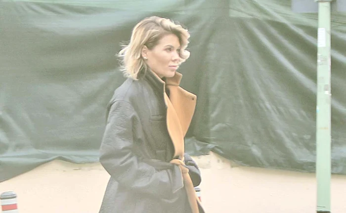 Aşa arată Gina Pistol pe stradă: nu mai aminteşte cu nimic de bomba-sexy din Playboy