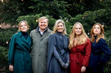 Regele Willem Alexander al Țărilor de Jos, Regina Maxima și Prințesele Amalia, Alexia și Ariane  Profimedia (2) jpg
