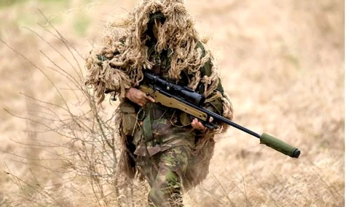 Cum poţi să fii soldat, dar fără să îţi rişti viaţa şi să te distrezi în acelaşi timp (P) jpeg